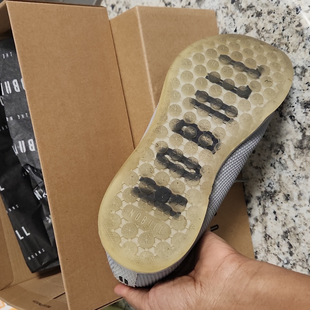 Shoes - Picture 4 of 4